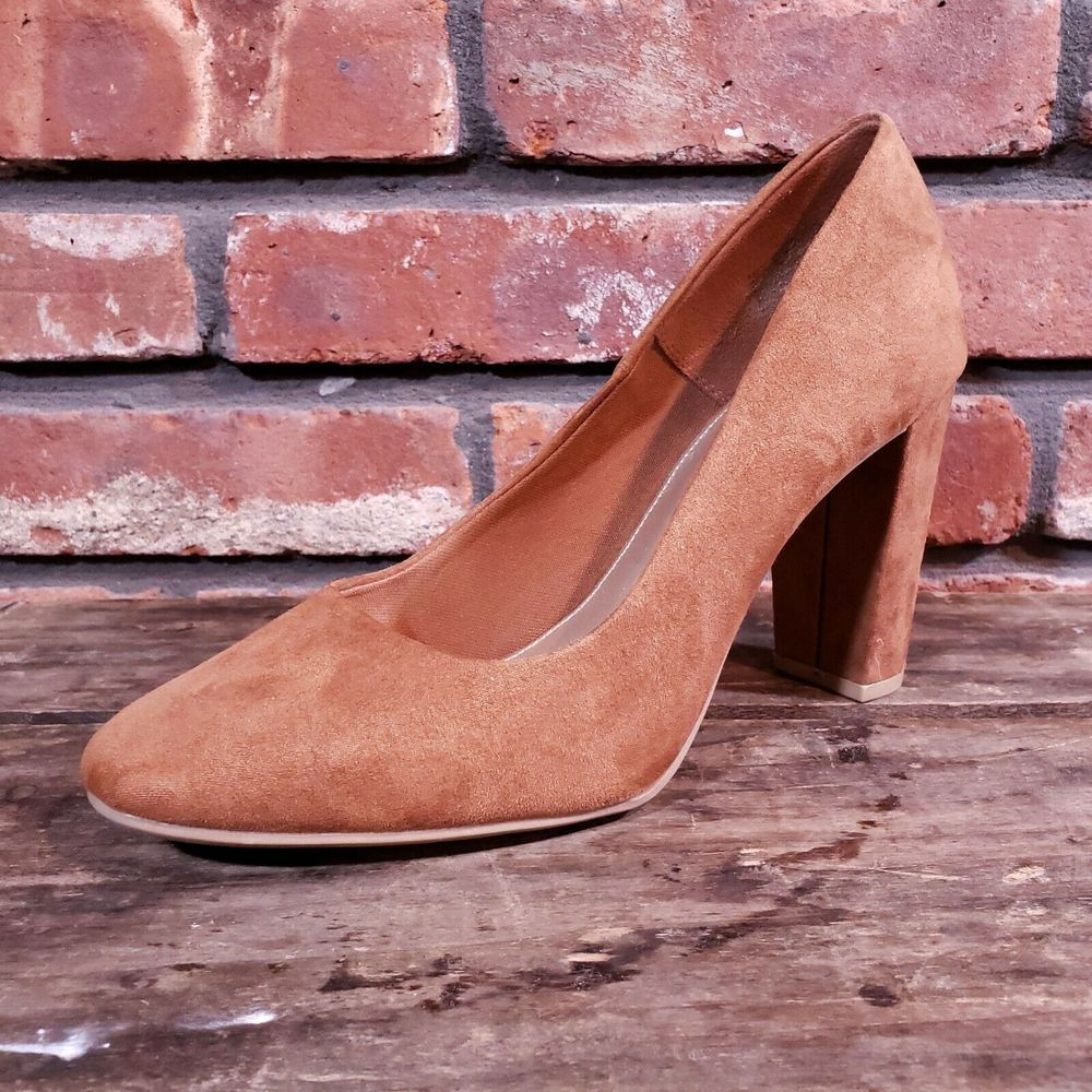 Fioni Mila Faux Suede Block Heels Pumps